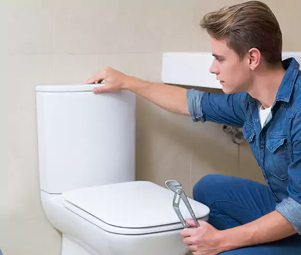 Expert Plumber for Toilet Replacement in DeSoto, TX: Schedule Affordable Toilet Replacement Services with Us